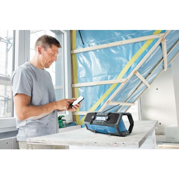 AKUMULATORSKI RADIO BOSCH GPB 18V-2 SC