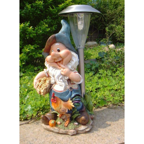 FIGURA, OKRASNA PALČEK S SOLARNO ULIČNO SVETILKO V 45 CM