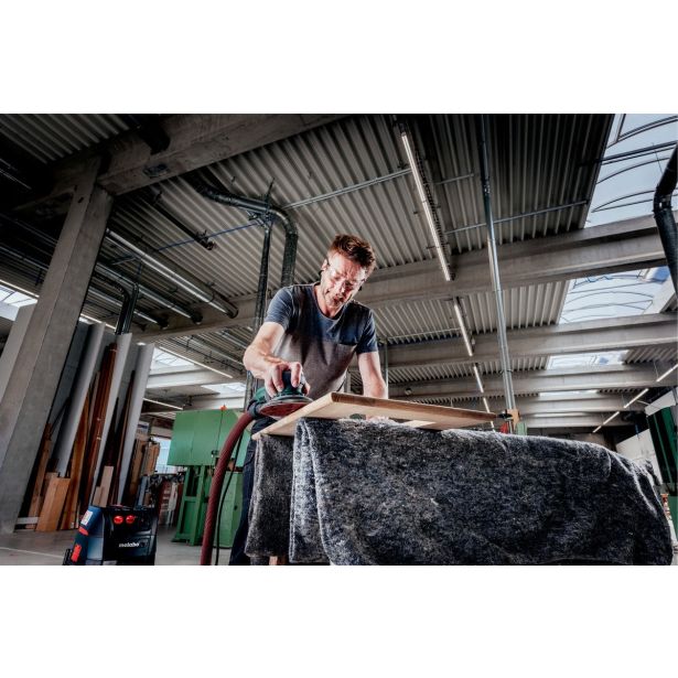ORBITALNI BRUSILNIK METABO SXE 150-5.0 BL SET