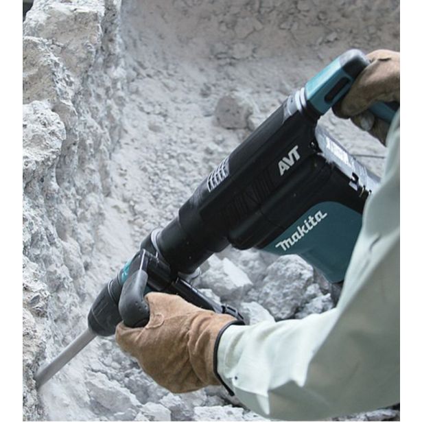 RUŠILNO KLADIVO MAKITA HM1111C