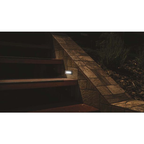 VGRADNA VRTNA SVETILKA EMOS ORIENTACIJSKA 1.5W, NW PRAVOKOTNA, AL, LED