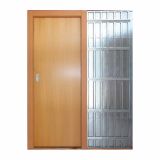 KOVINSKA KASETA ZA DRSNA VRATA QUICK KASETA MAVEC 100 MM PREHOD 900X2000 MM