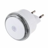 NOČNA LUČKA S FOTOSENZORJEM 3 LED 0.5W 230V