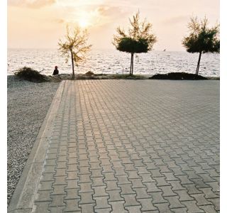 BETONSKI TLAKOVEC SEMMELROCK ŠESTEROKOTNIK 24.3/21/8 CM. SIVA
