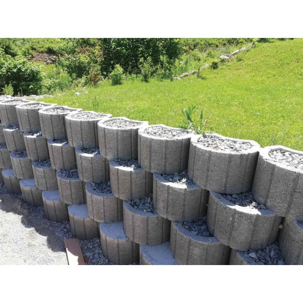 BETONSKI IZDELEK OBLAK GROUP ŠKARPNI ELEMENT FLORA LUNA, FI 40, H=24 CM