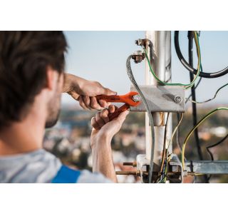 IZOLIRAN ENOSTRANSKI VILIČASTI KLJUČ UNIOR 12 MM ART. 110/2VDEDP (612177)